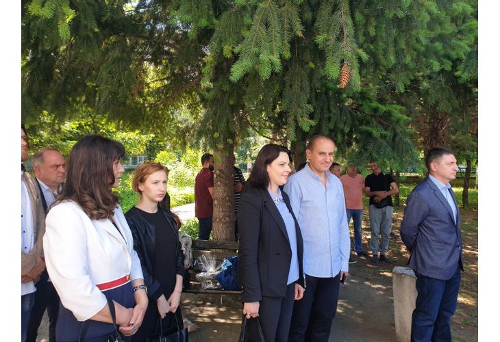 Хр. Терзийски откри новата сграда на Архиерейското наместничество на Кюстендилска духовна околия Хр. Терзийски откри новата сграда на Архиерейското наместничество на Кюстендилска духовна околия